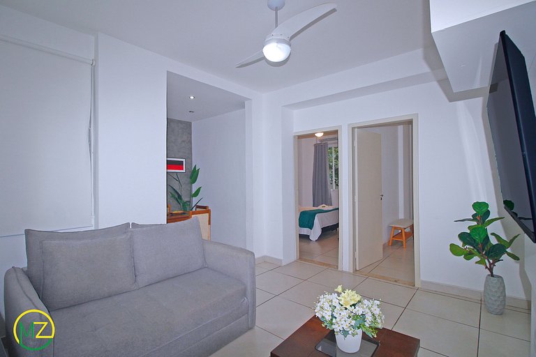 Modern 2 bedrooms on the block of the beach in Copacabana!