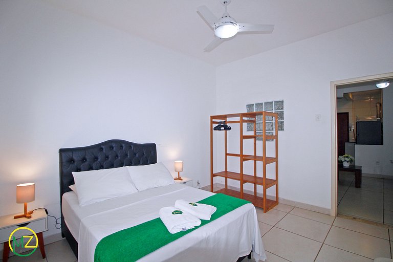 Modern 2 bedrooms on the block of the beach in Copacabana!