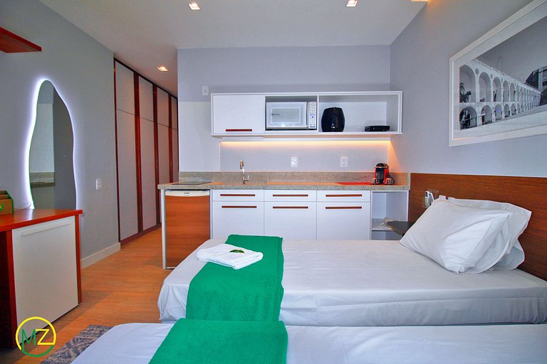 Apartamento moderno com 2 quartos em apart-hotel