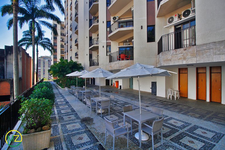 Apartamentos modernos e renovados em apart-hotel