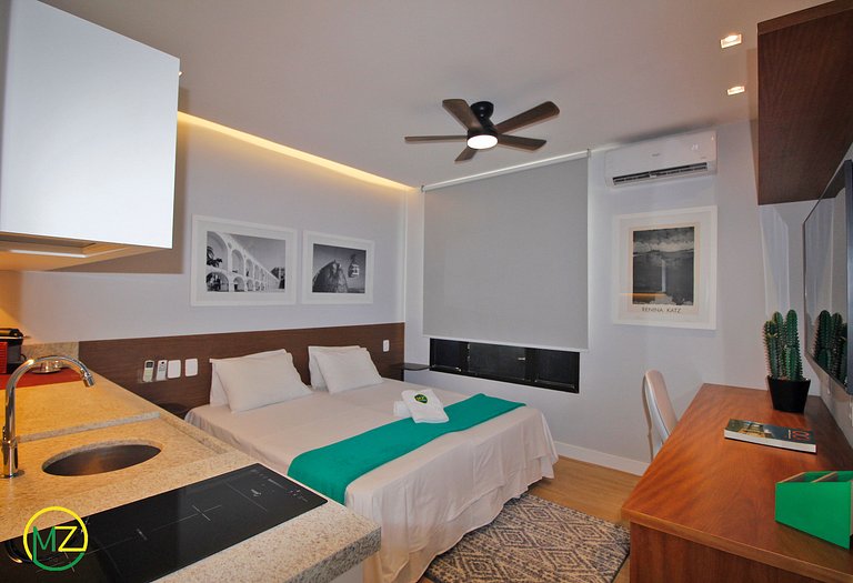 Modern studio in an apartment hotel