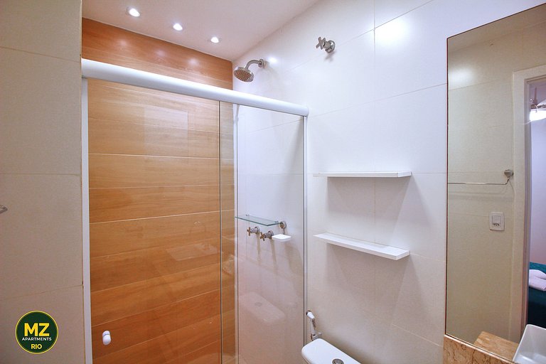 Sala y 2 habitaciones luminosas para 6 personas
