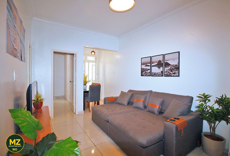 Spacious and comfortable one bedroom at Posto 5