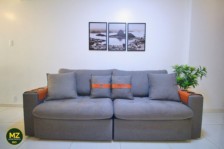 Sala e quarto espaçoso e confortável no Posto 5