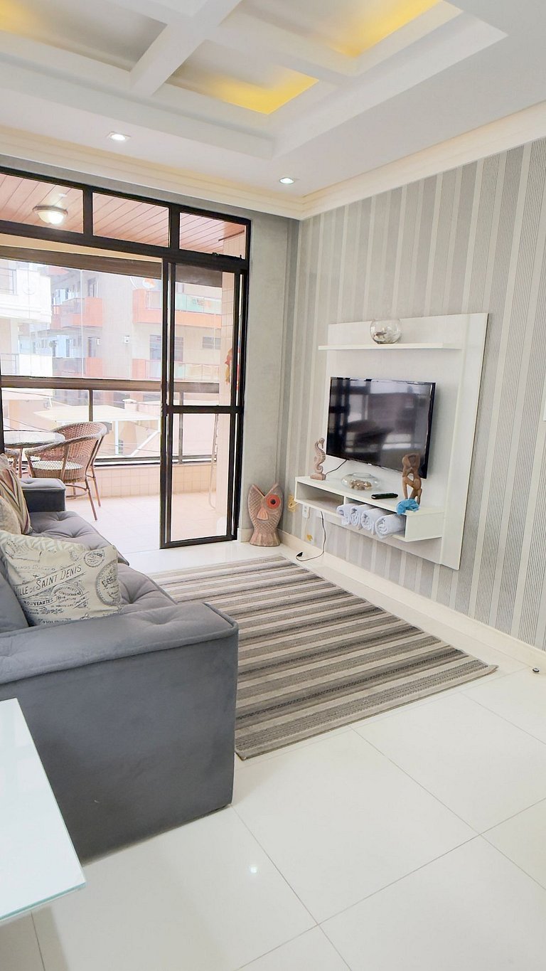 Sala y 2 dormitorios junto al mar en Cabo Frio