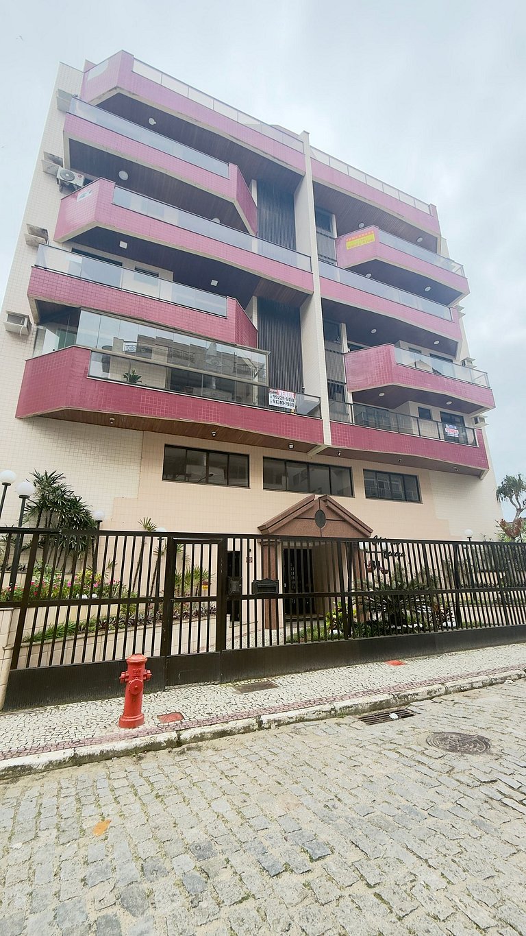Sala e 2 quartos ao lado do mar em Cabo Frio