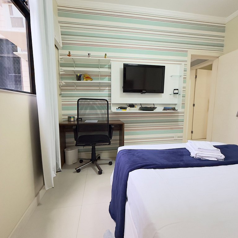 Sala e 2 quartos ao lado do mar em Cabo Frio