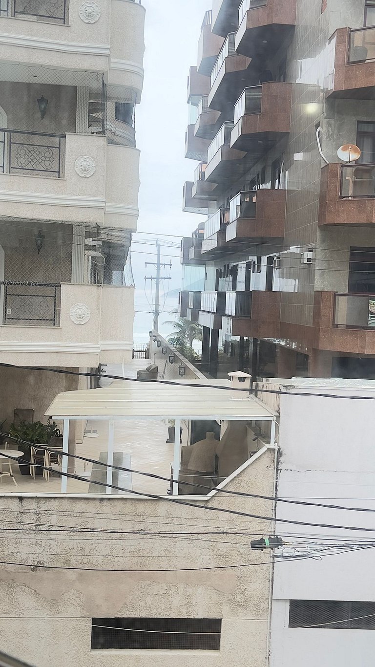 Sala e 2 quartos ao lado do mar em Cabo Frio