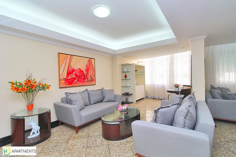 huge apartment in copacabana for rent