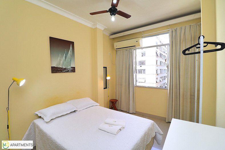 modern and cheap rental apartment in copacabana for 4 person