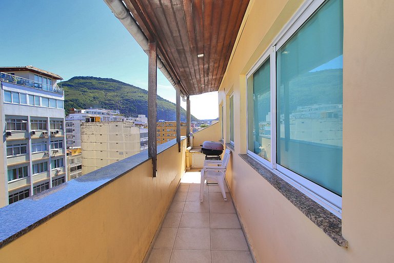Precioso ático de 3 dormitorios en Copacabana con jacuzzi y