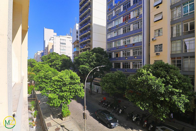 Sala e 2 quartos ECONÔMICO em Copacabana